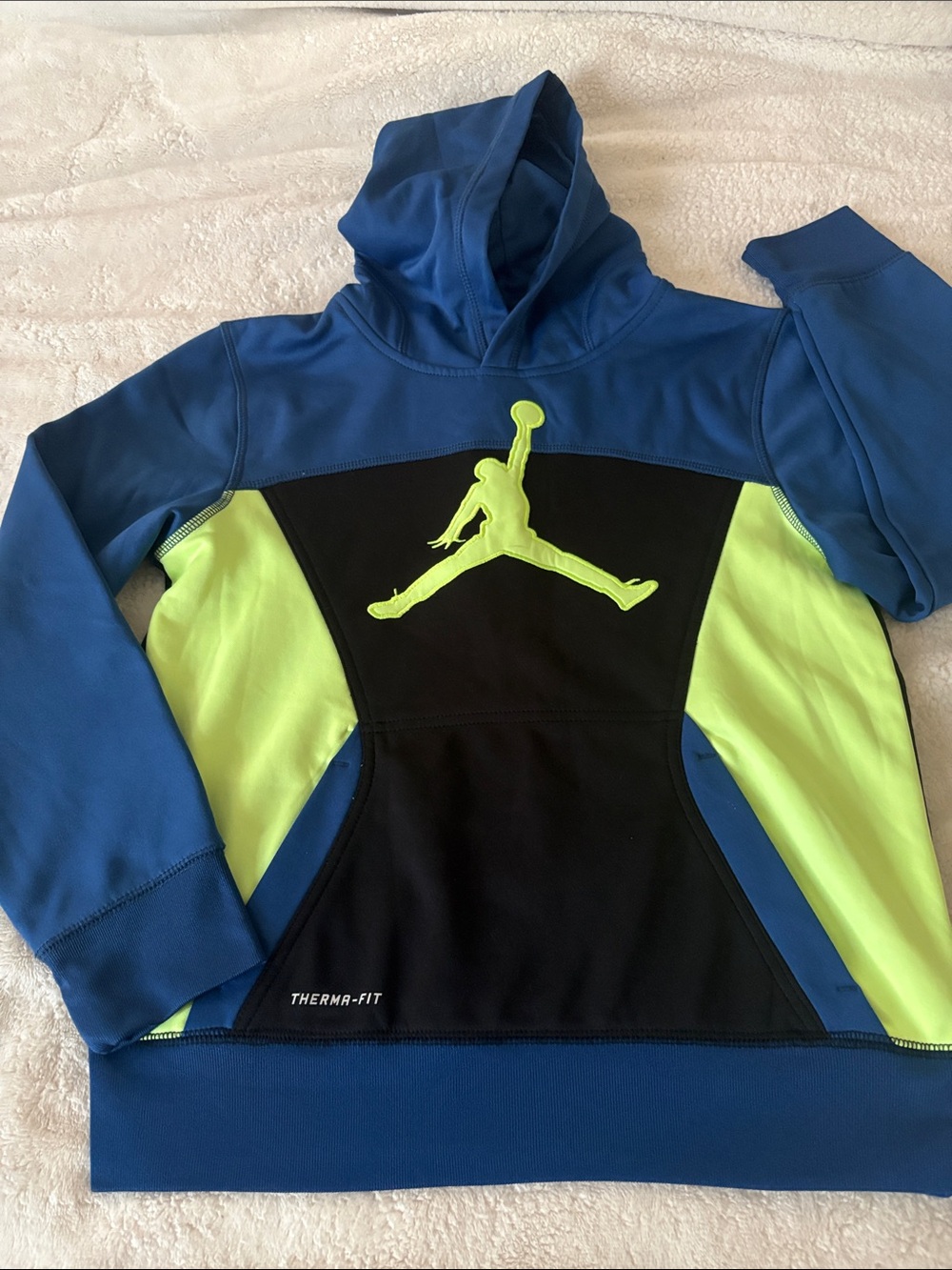 Jordan Therma-Fit Pullover Hoodie size 10